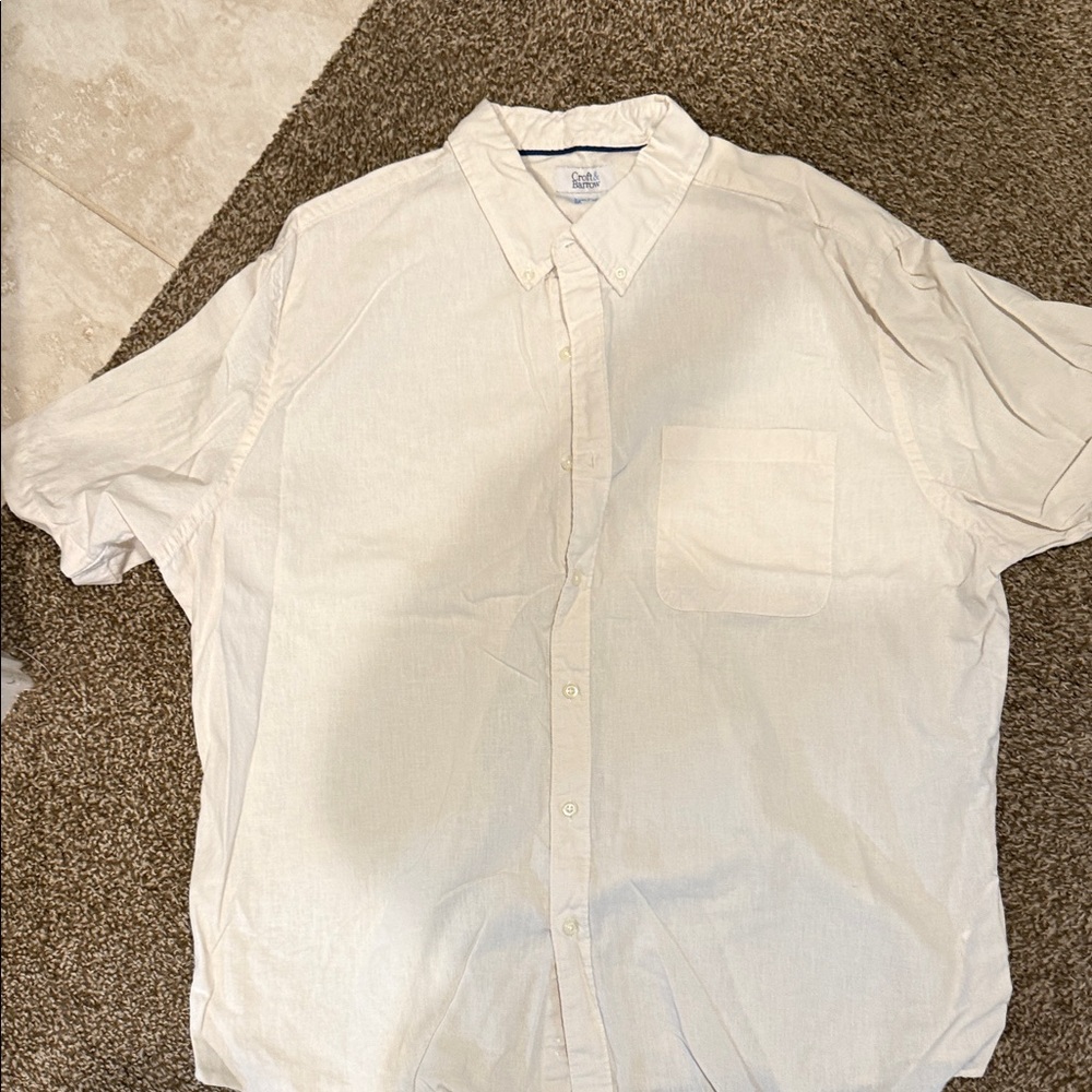 Croft & Barrow Cream Casual Button-Down Shirt